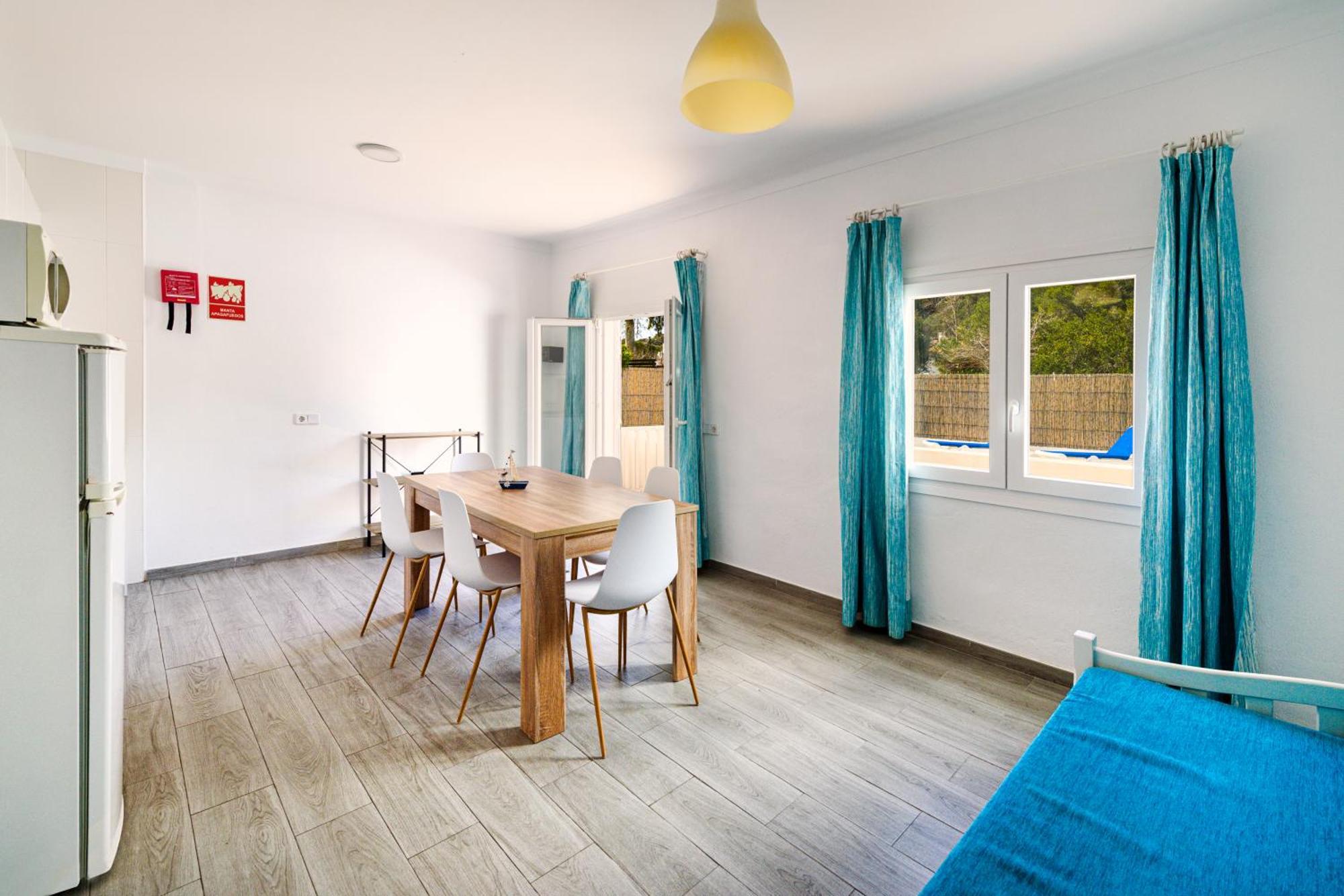 Apartamentos Falco Port de Pollenca Luaran gambar