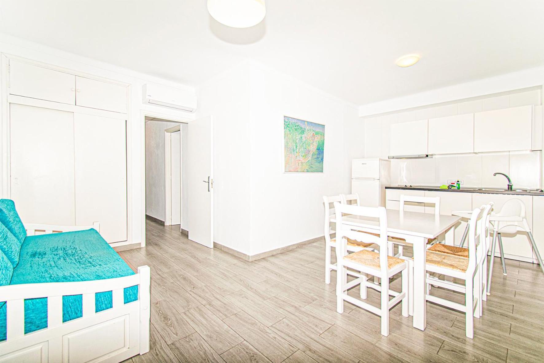Apartamentos Falco Port de Pollenca Luaran gambar